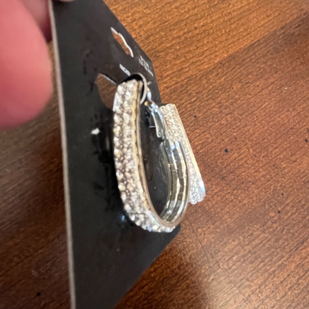 Elegant Silver Teardrop Hoop Earrings - Picture 2 of 2
